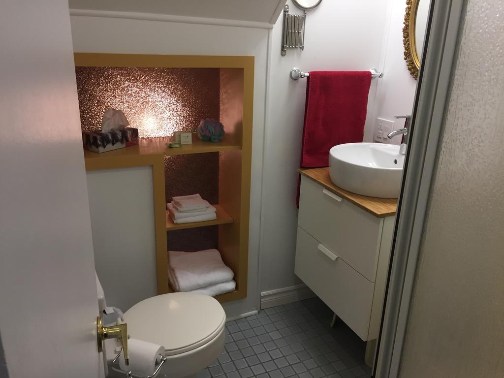 Martine & Michel Apartment Бушервил Екстериор снимка